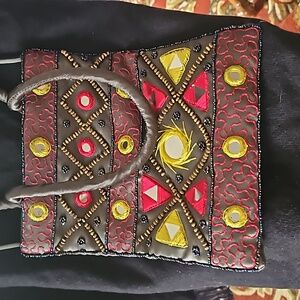New Vtg silk bag marked pull tag Patchwork embroidered mirrors beaded from IndiA